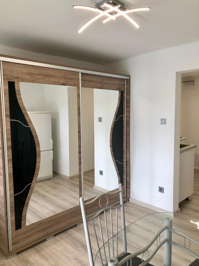 Janos Apartman Balatonfured Exterior photo